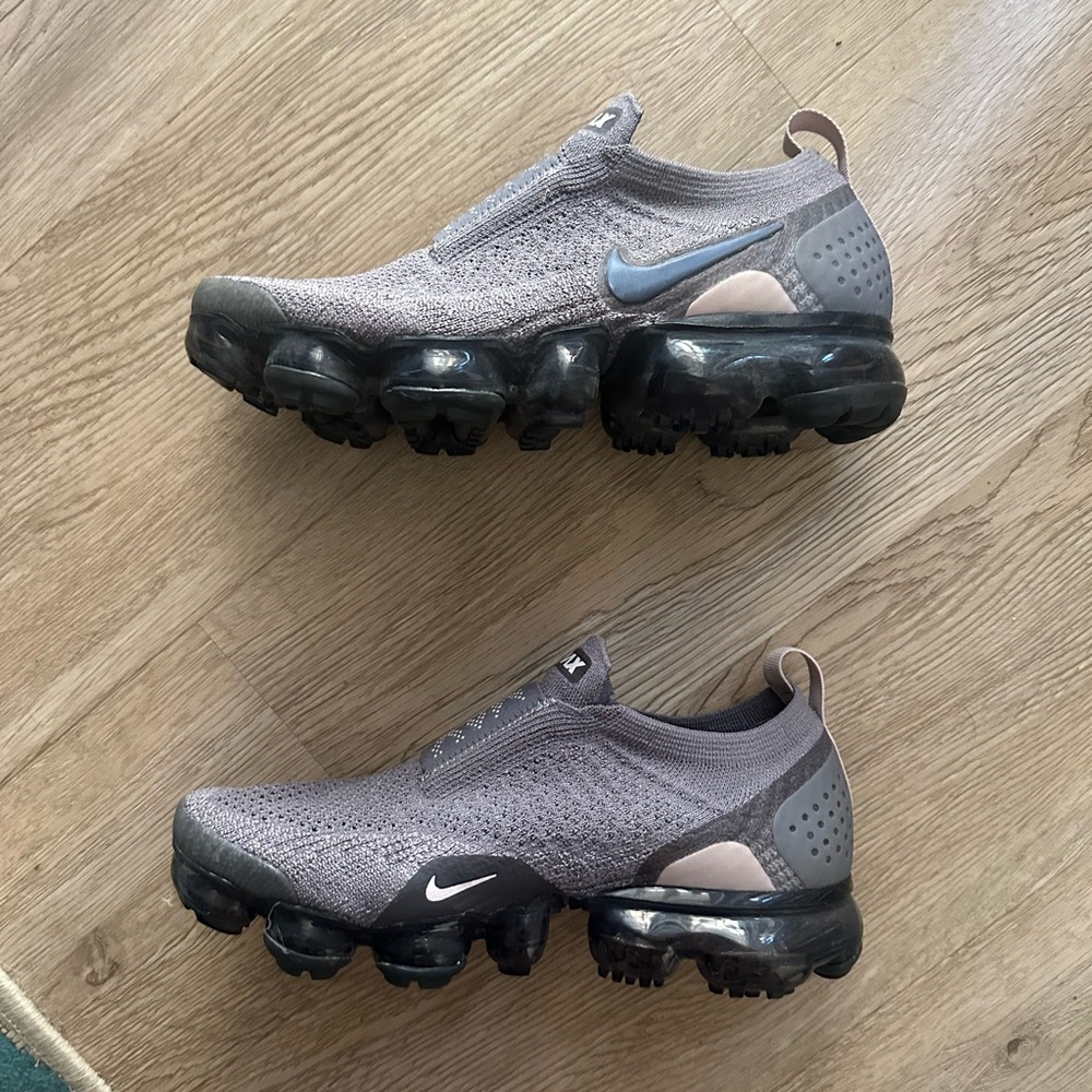 NIKE VAPORMAX WOMEN’s 6.5